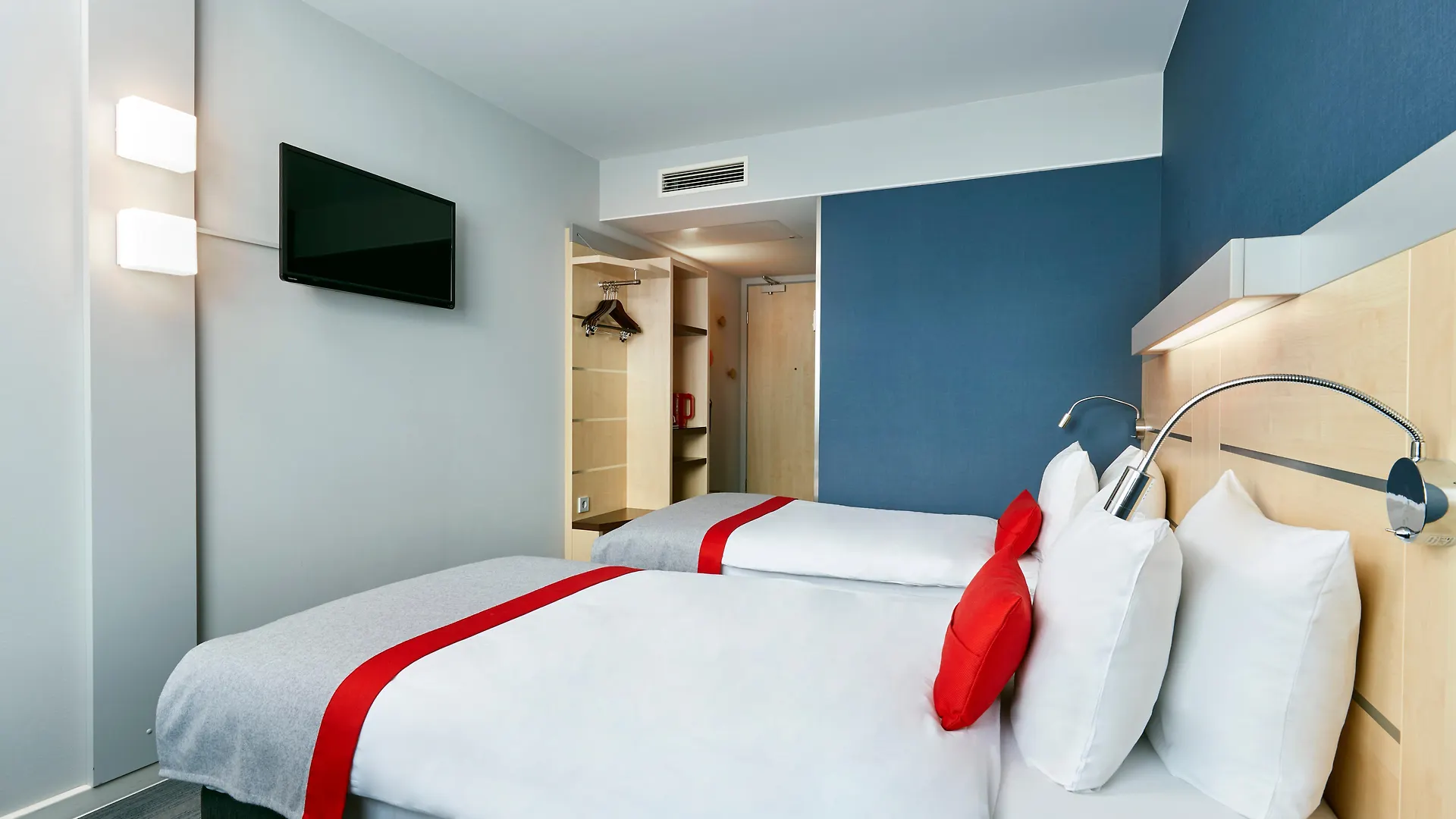 Holiday Inn Express Berlin City Centre By Ihg