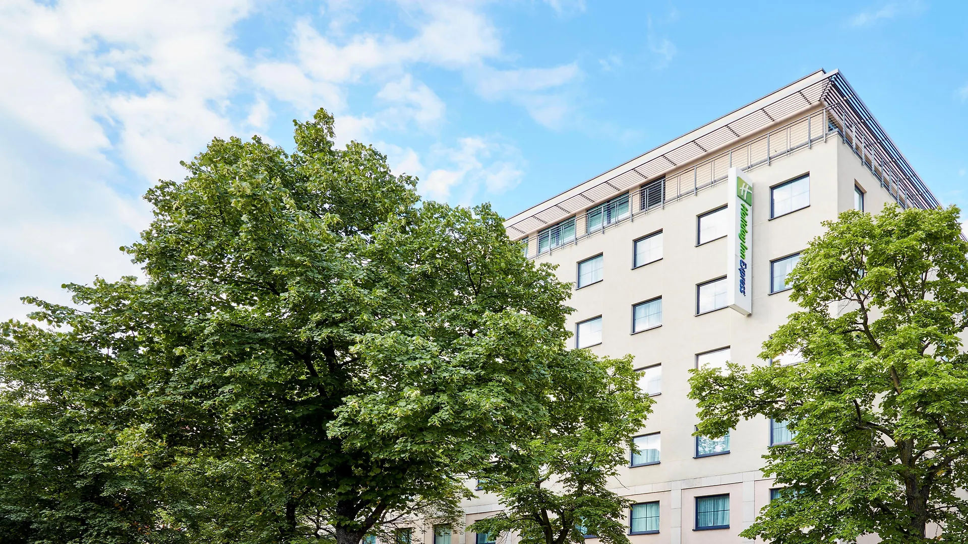 Holiday Inn Express Berlin City Centre By Ihg 3*,  Германия