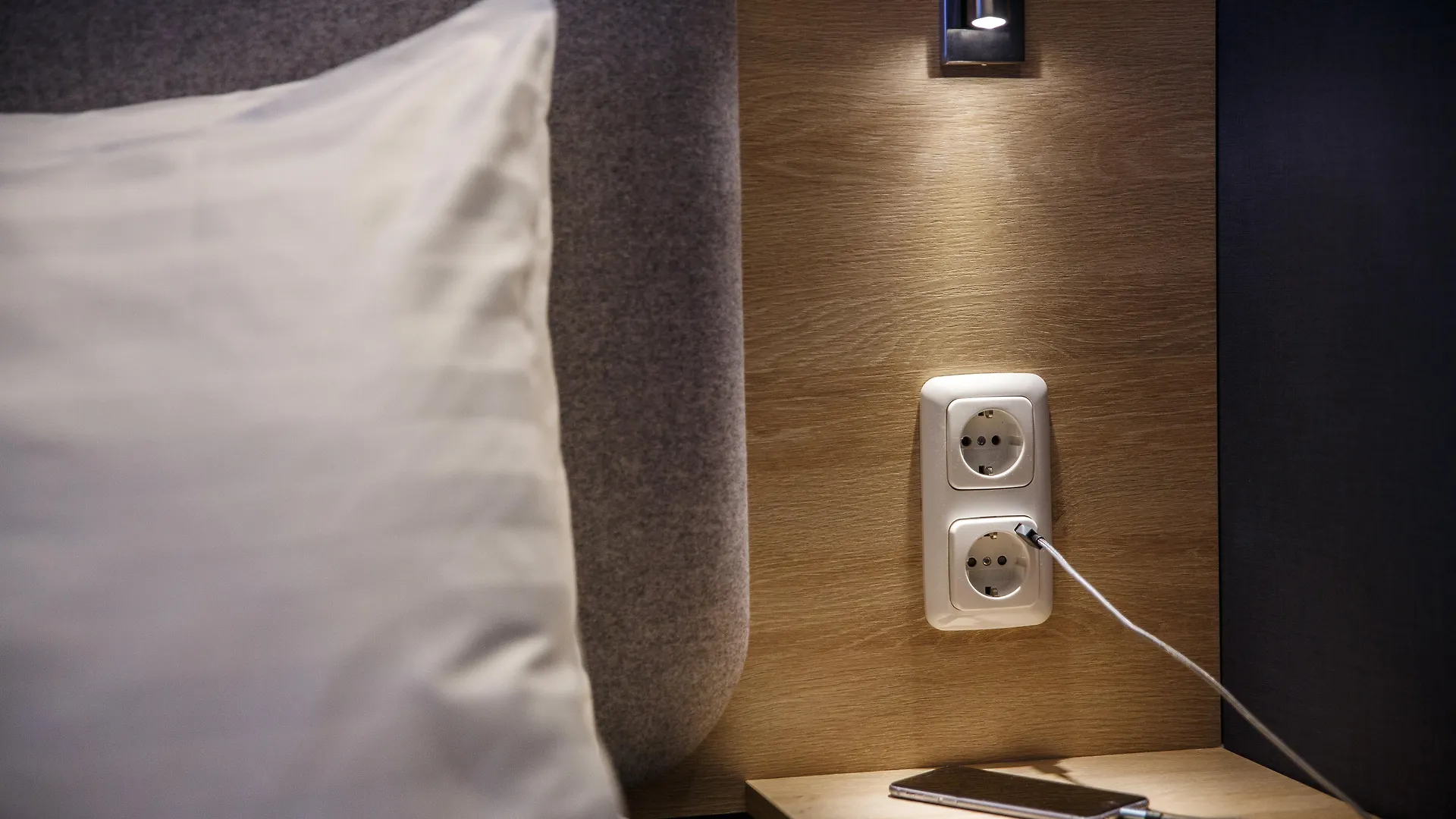 Holiday Inn Express Berlin City Centre By Ihg Hotel