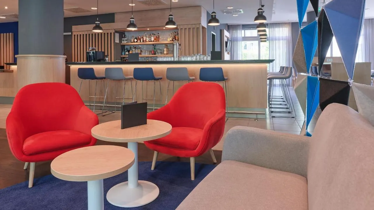 Hotel Holiday Inn Express Berlin City Centre By Ihg