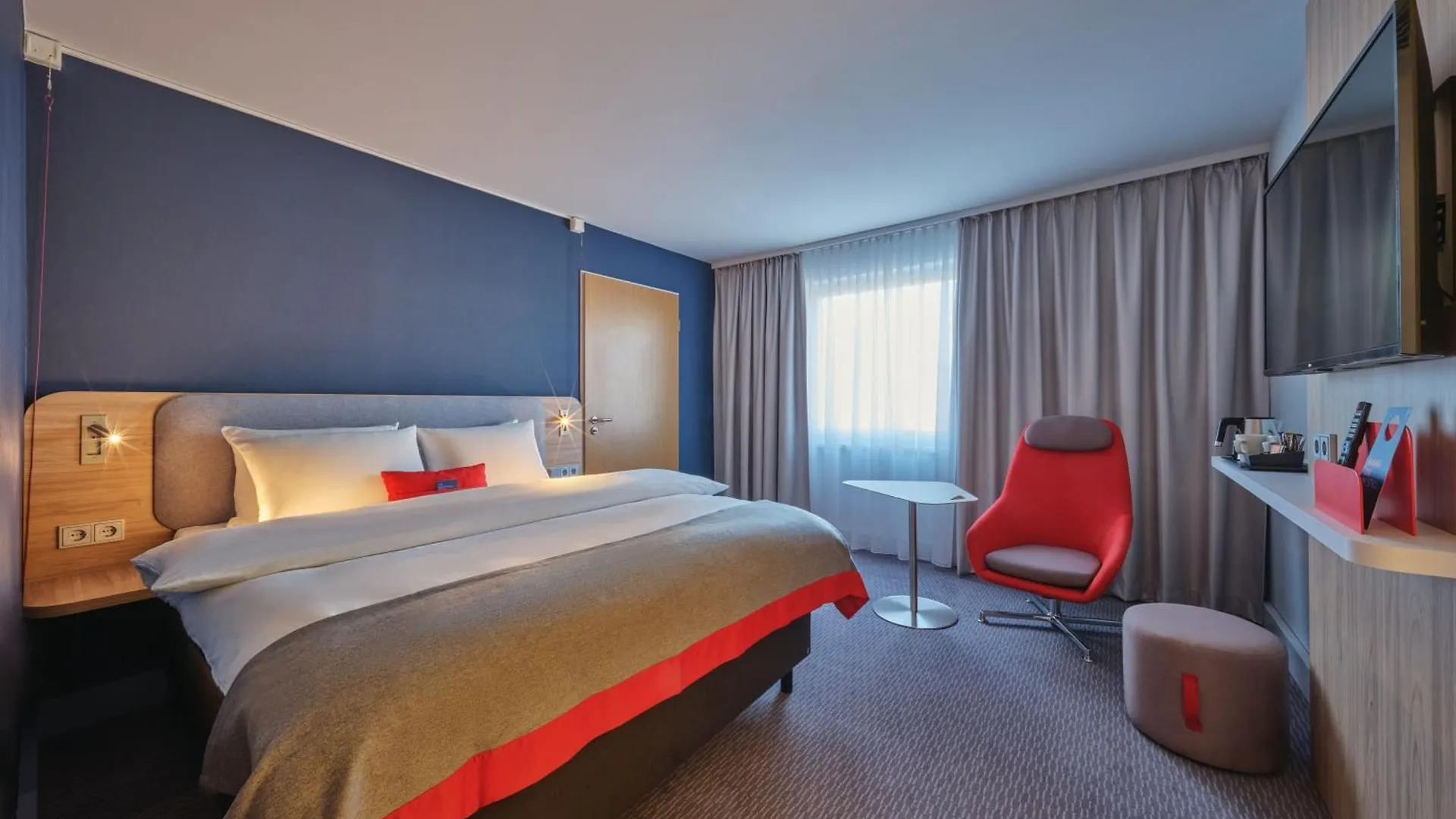 Hotel Holiday Inn Express Berlin City Centre By Ihg