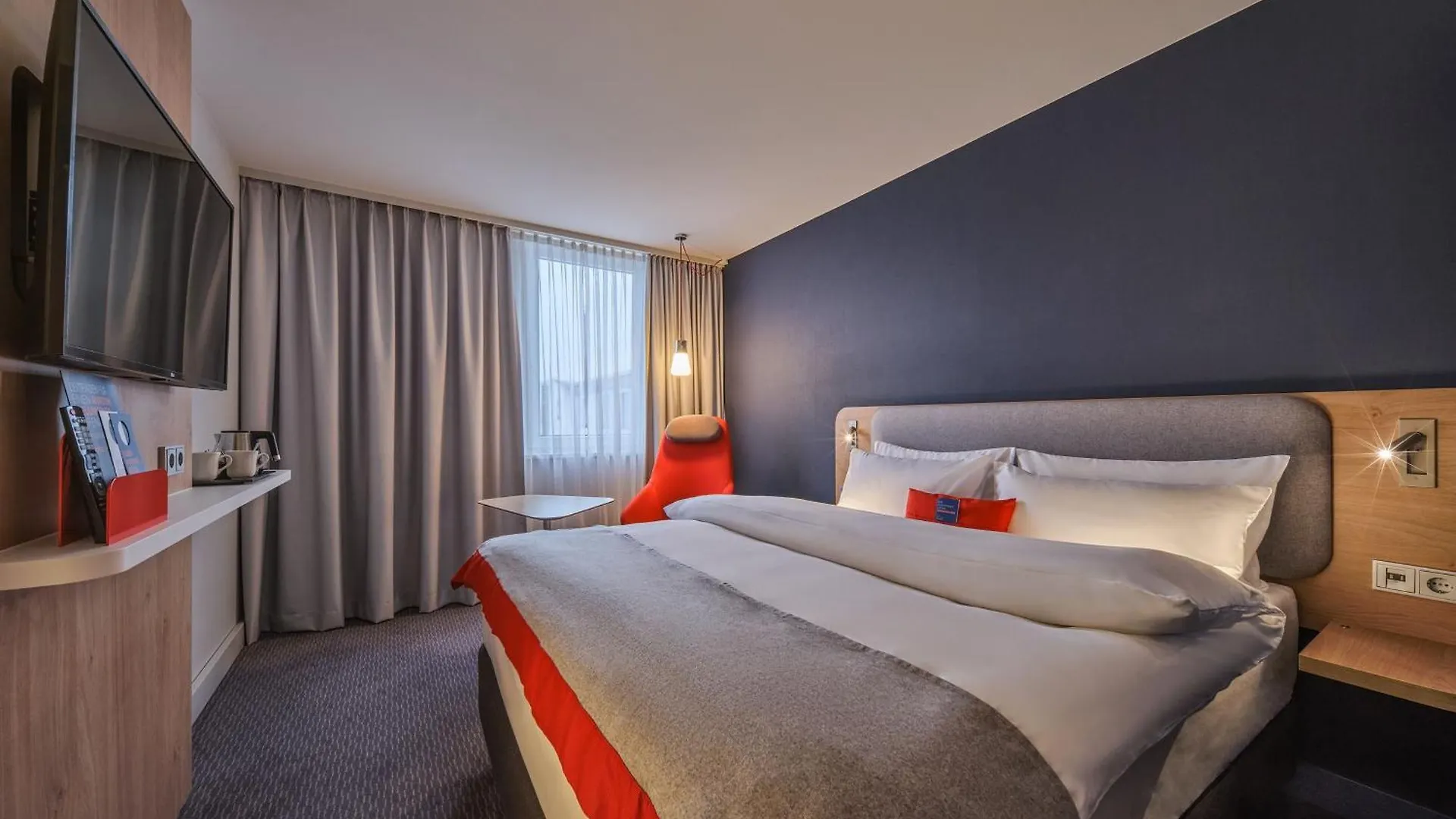 Holiday Inn Express Berlin City Centre By Ihg