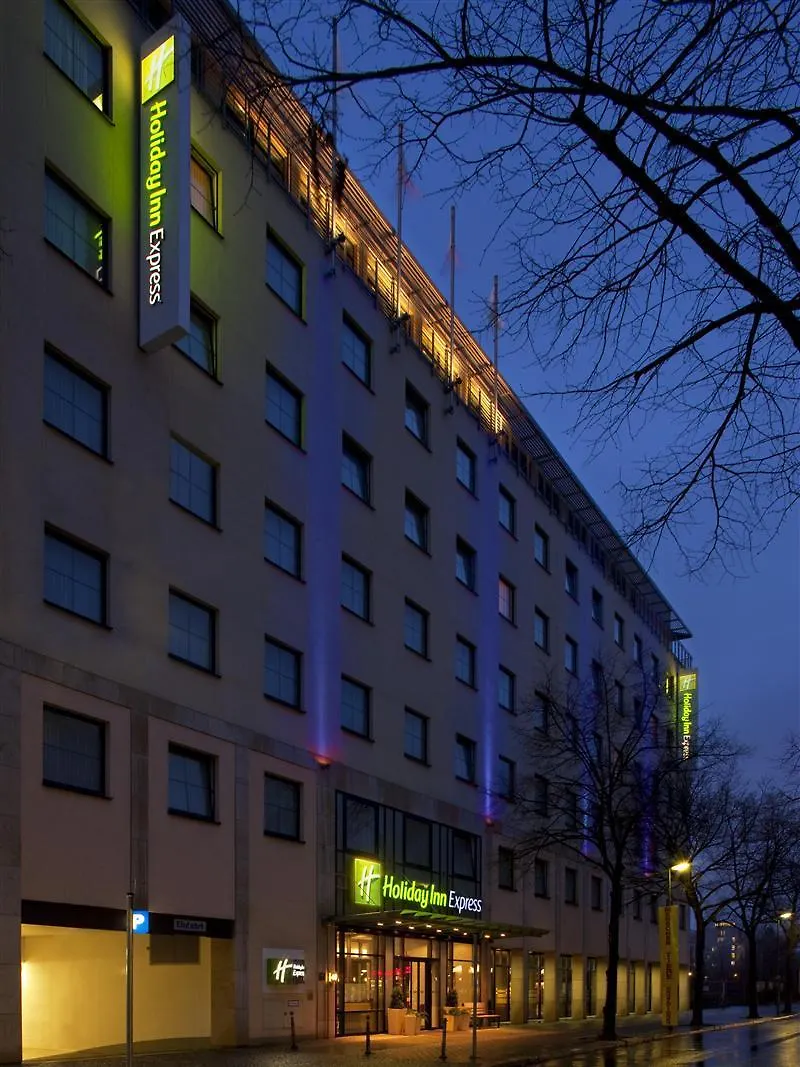 Holiday Inn Express Berlin City Centre By Ihg Германия