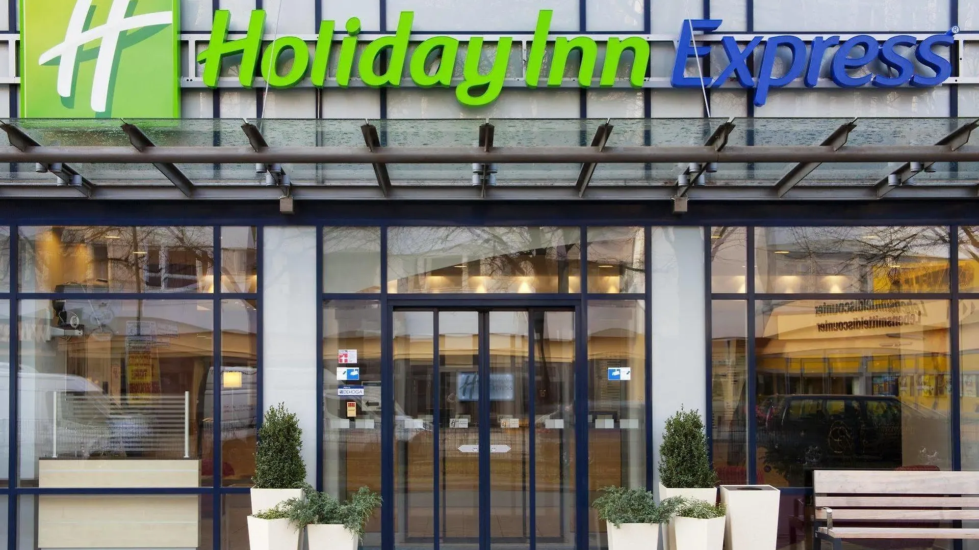 Holiday Inn Express Berlin City Centre By Ihg Hotel