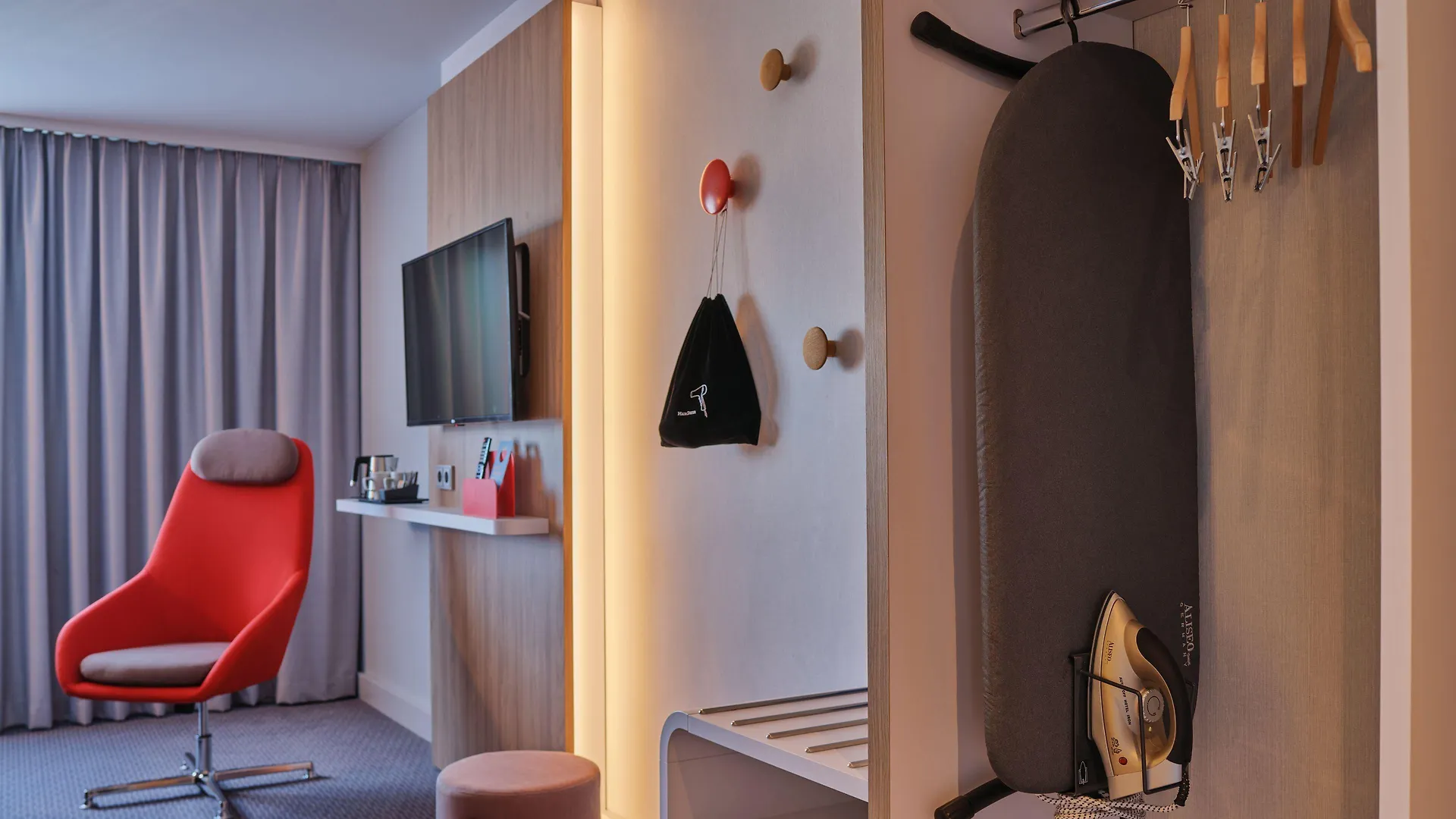 Holiday Inn Express Berlin City Centre By Ihg Tyskland