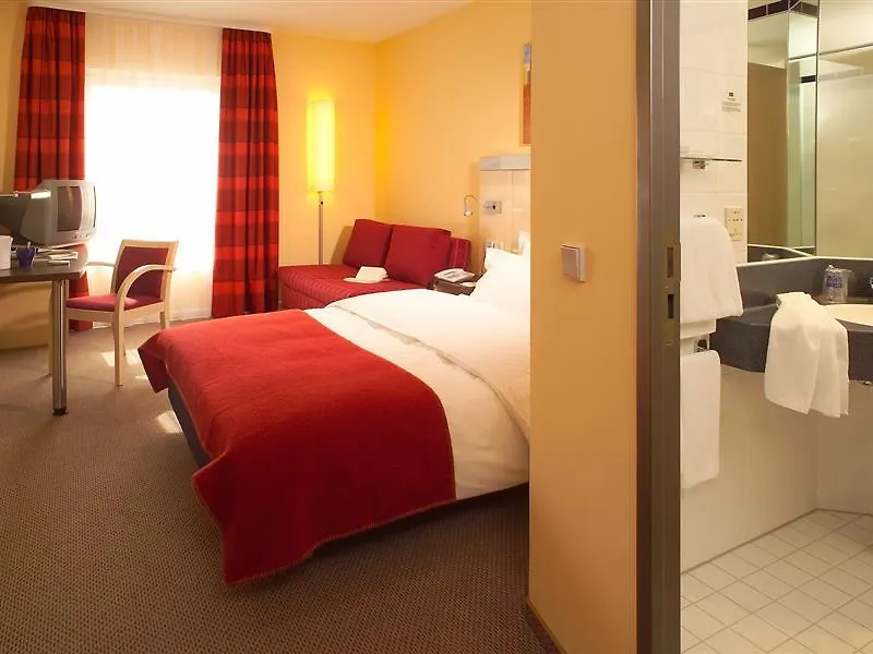 Holiday Inn Express Berlin City Centre By Ihg