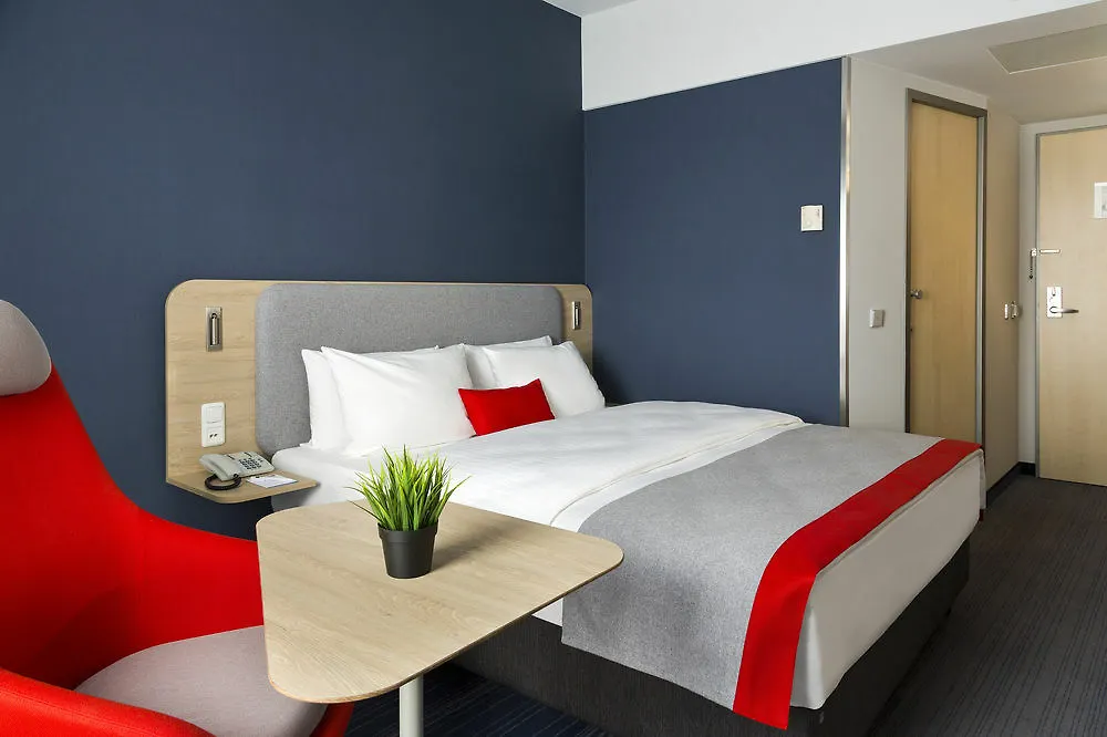 Holiday Inn Express Berlin City Centre By Ihg